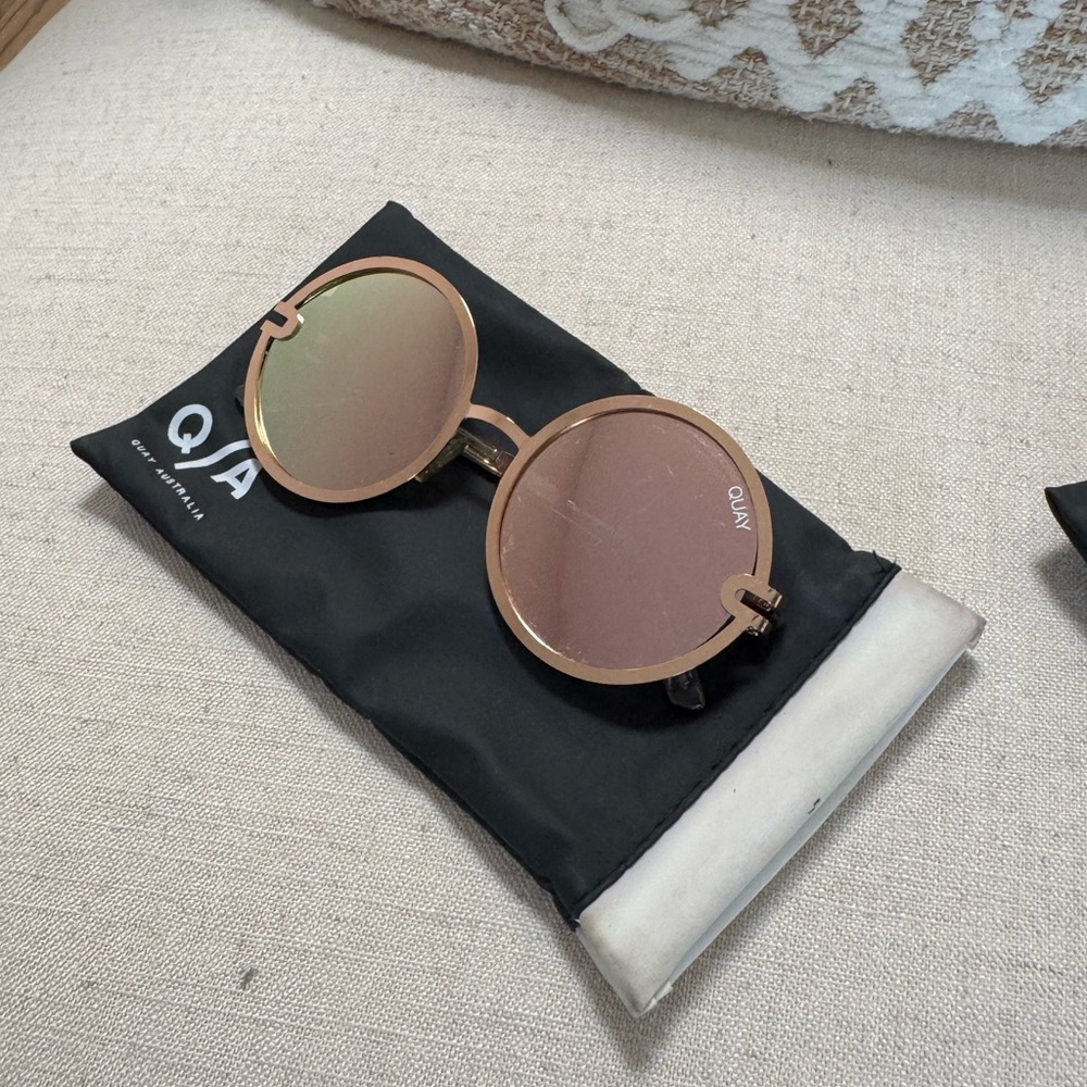 Rose Gold Quay Australia Ukiyo Round Lens Sunglasses